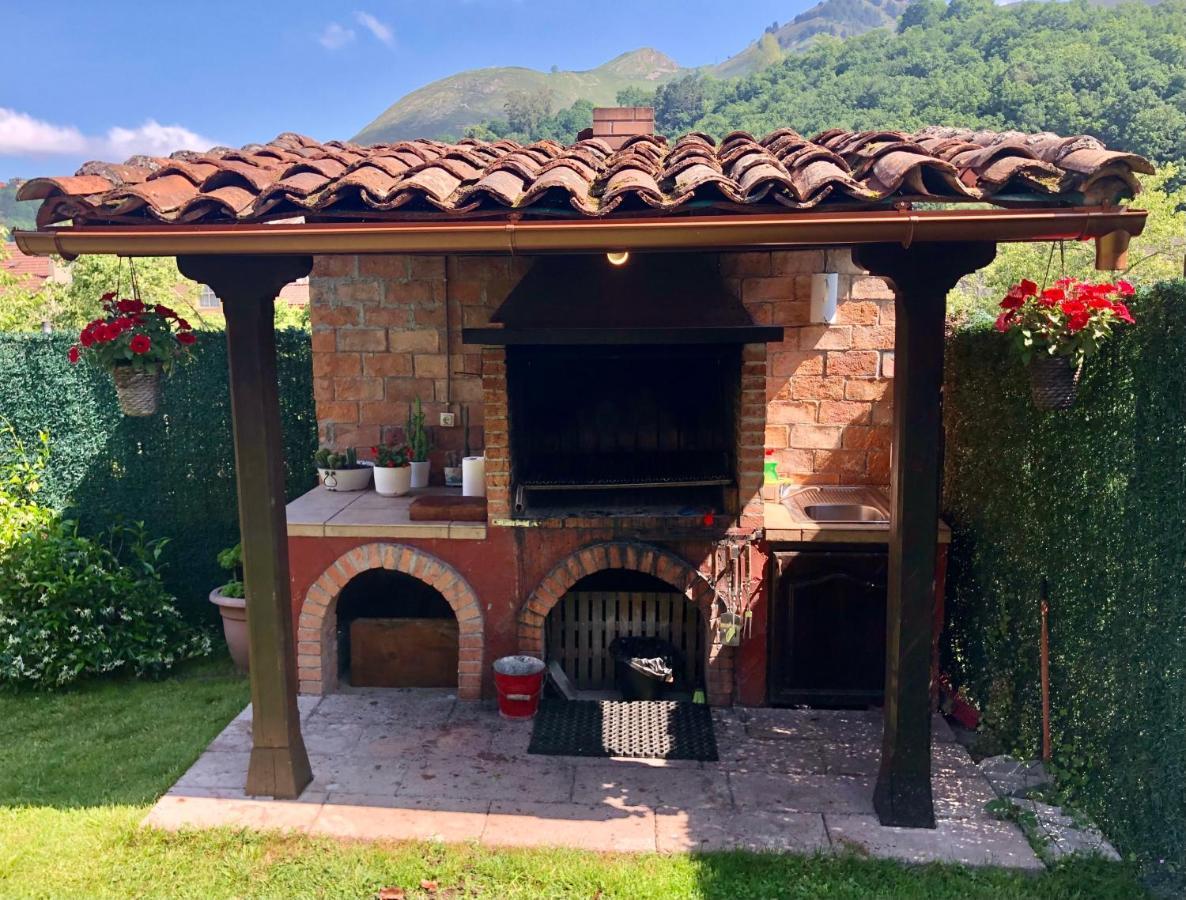 Casa Rural Casa Cerezal Onís Exteriör bild